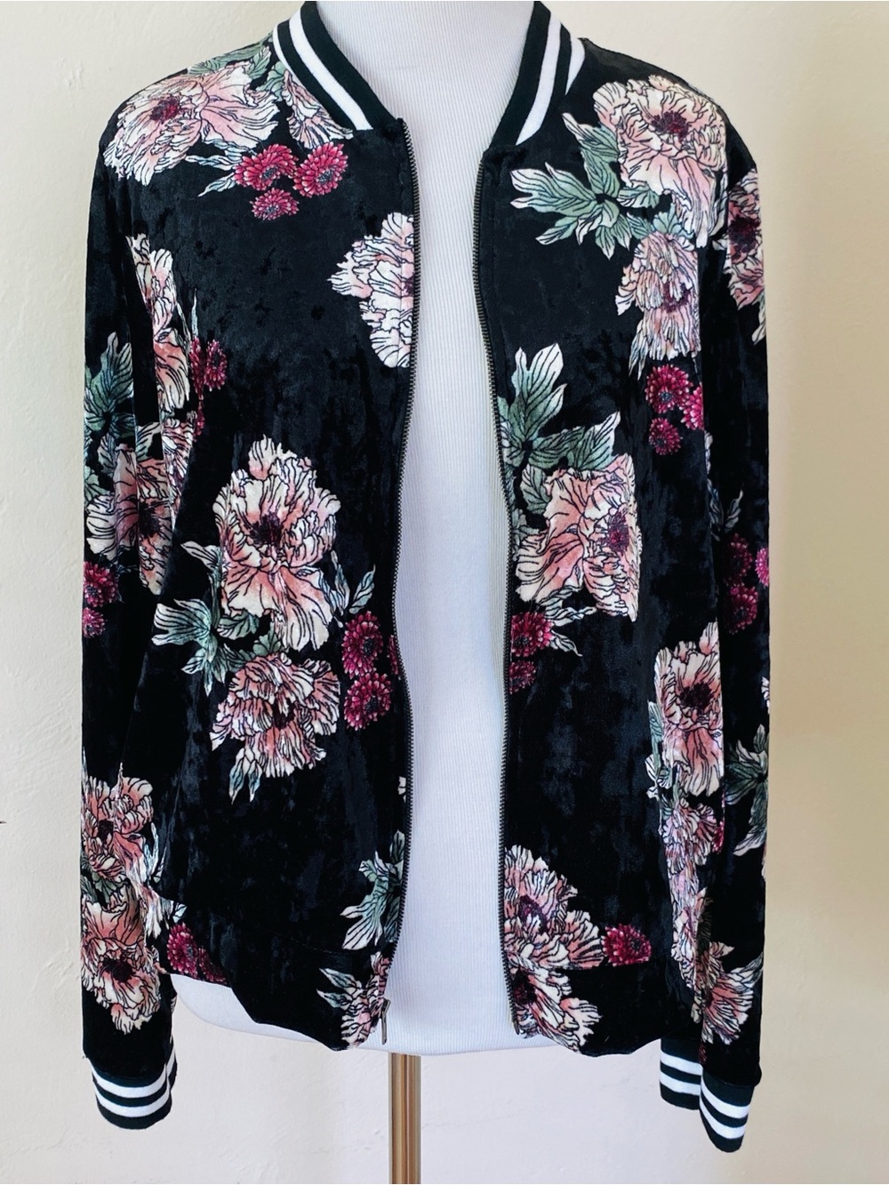 Newbury Kustom Black Moody Floral Bomber Jacket M Velvet Burnout Whimsigoth